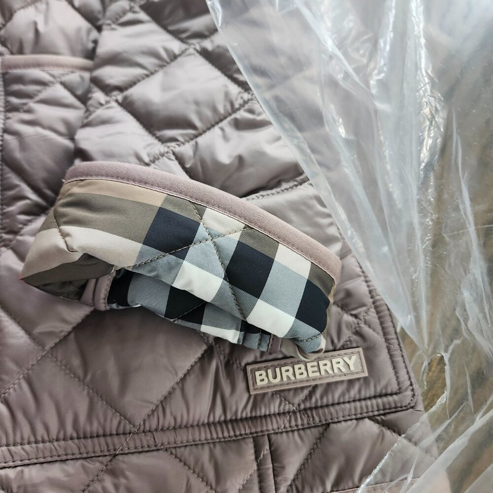 New Burberry quilted jacket - Picture 4 of 6